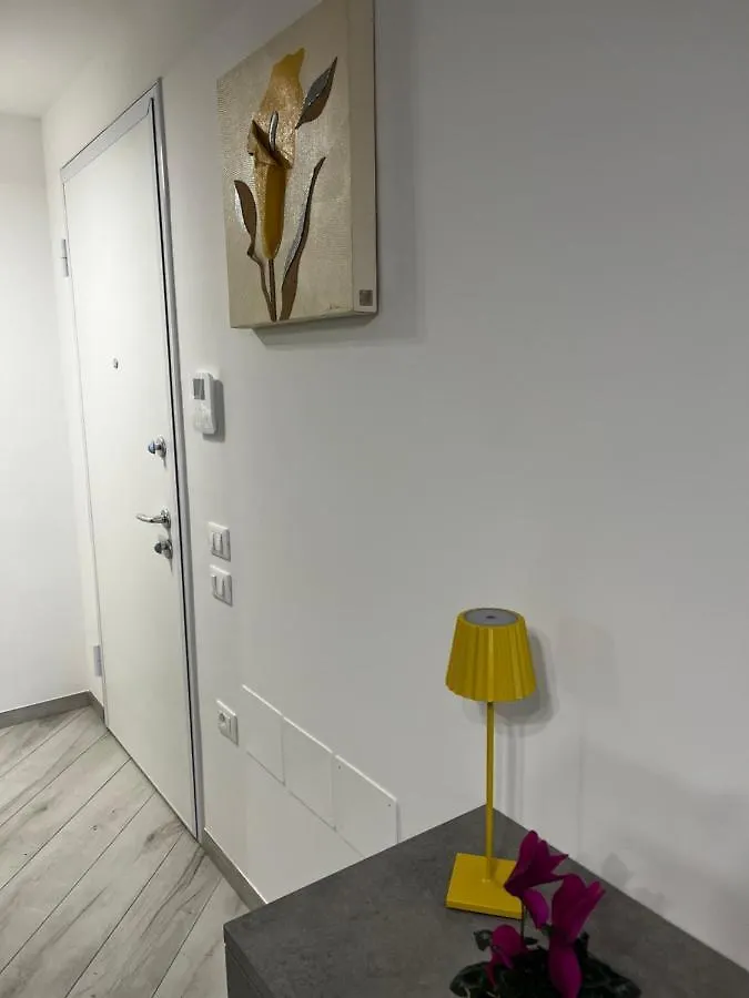 アパート Towers Suites ボローニャ イタリア